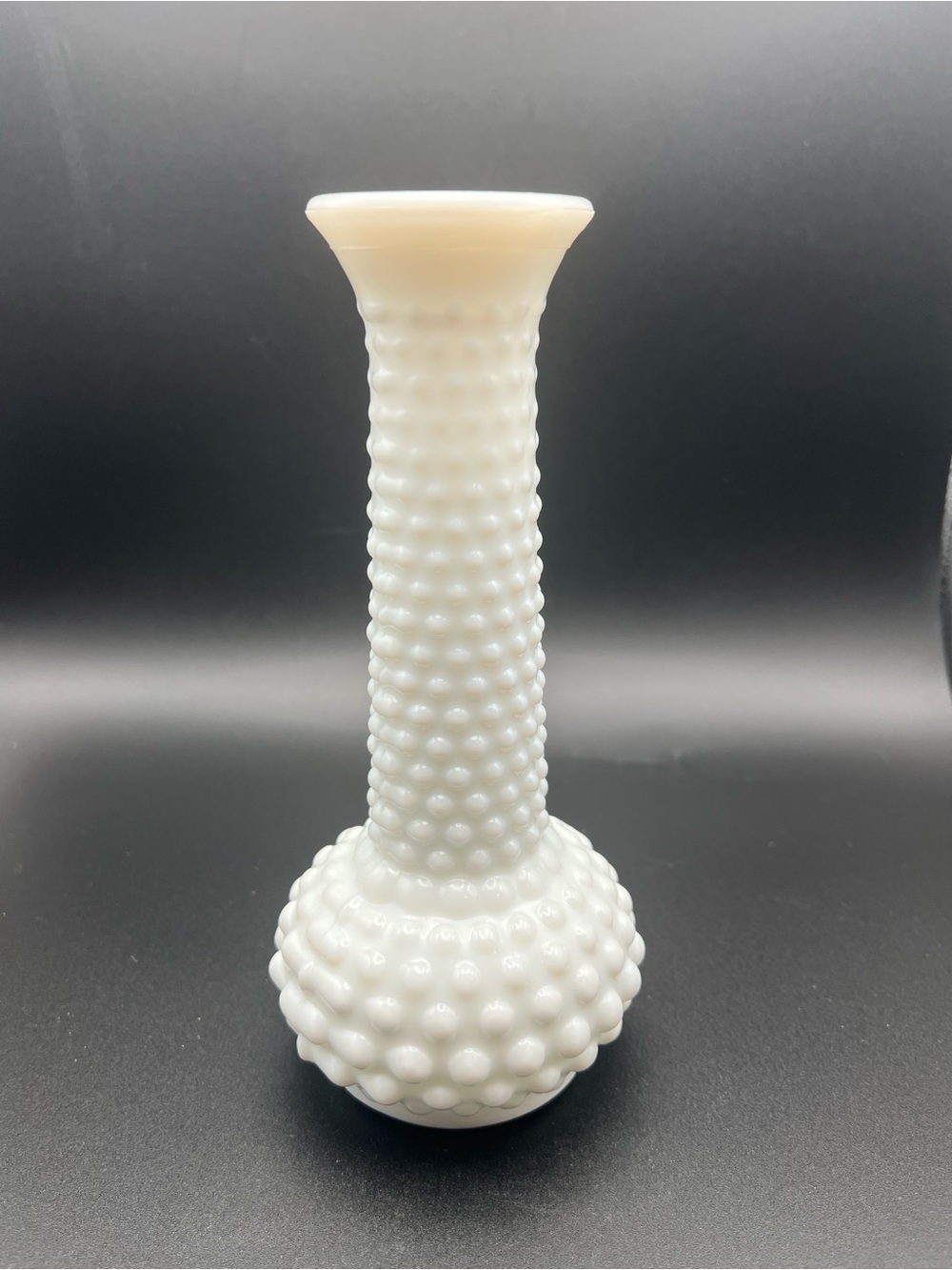 🌟 White Hobnail Bud Vase - Elegant Milk Glass Accent